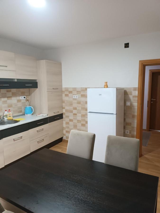 2Bdr Apt With Balcony With View- Free Parking Saraievo Exterior foto